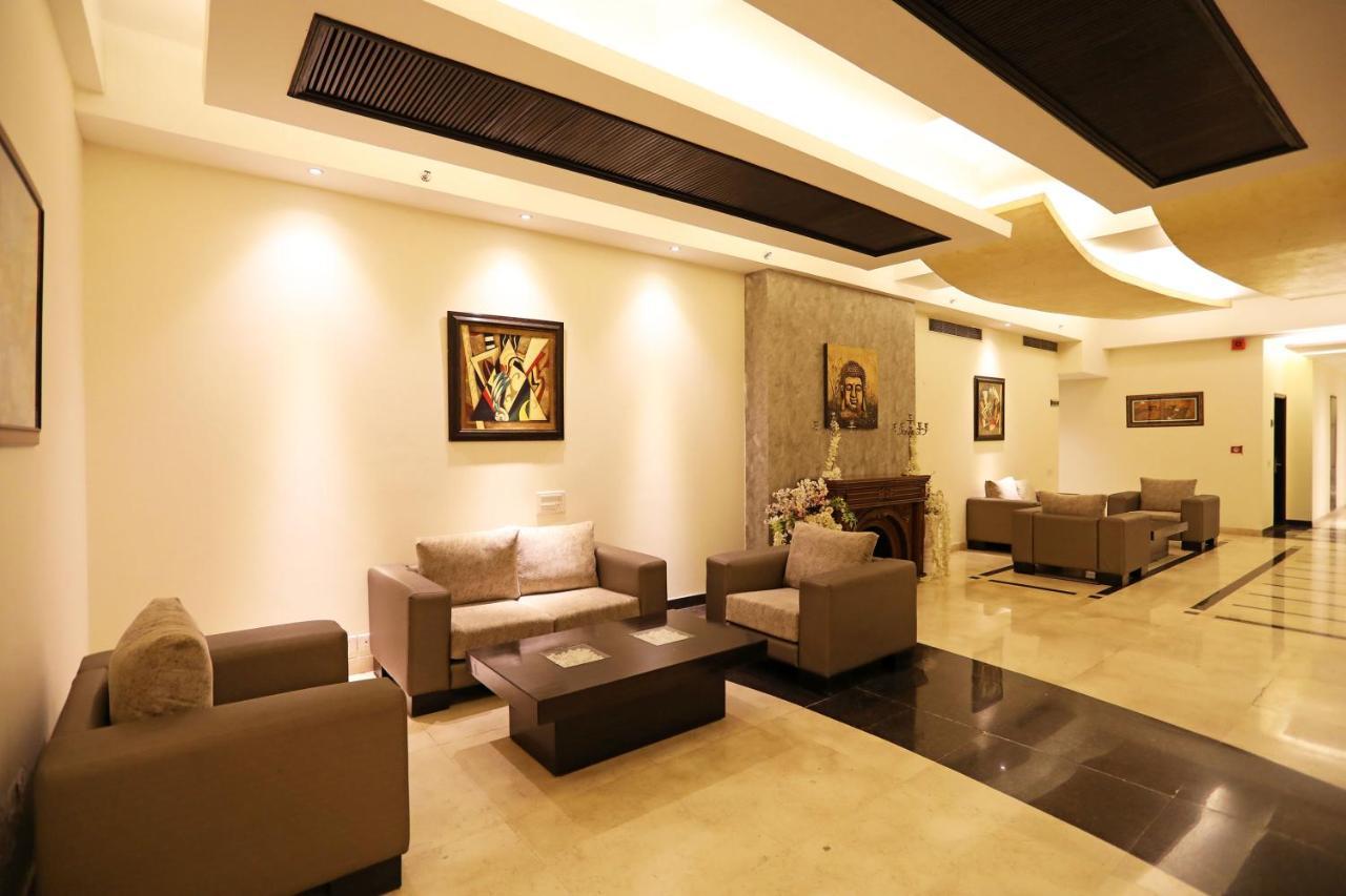 Westend Inn - Resort And Banquet Near Delhi Airport New Delhi Exteriör bild
