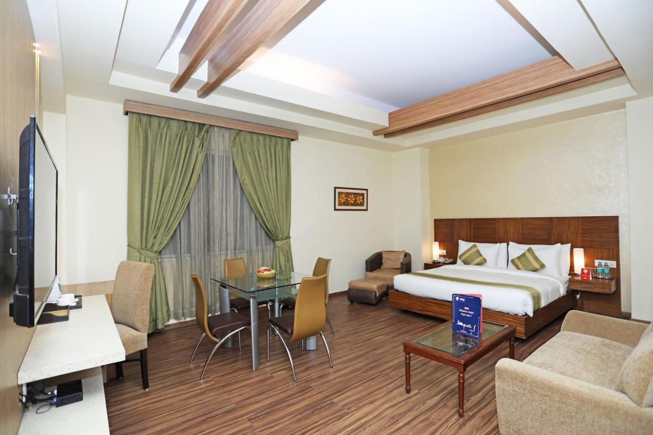 Westend Inn - Resort And Banquet Near Delhi Airport New Delhi Exteriör bild
